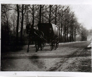 F5906 Zutphenseweg net buiten het dorp, circa 1900